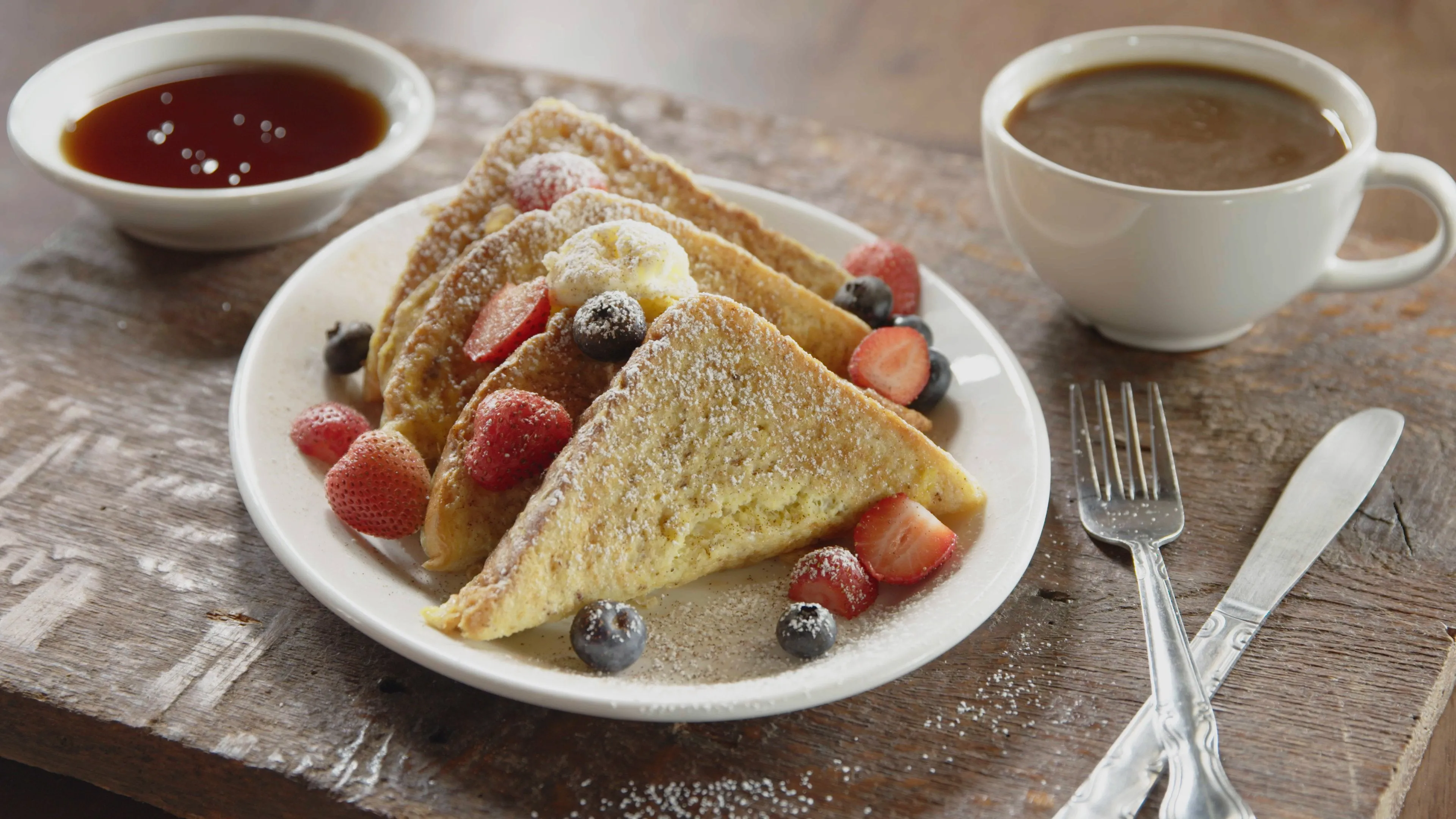 $10 for $20 at StoneHouse Cafe in Clay!