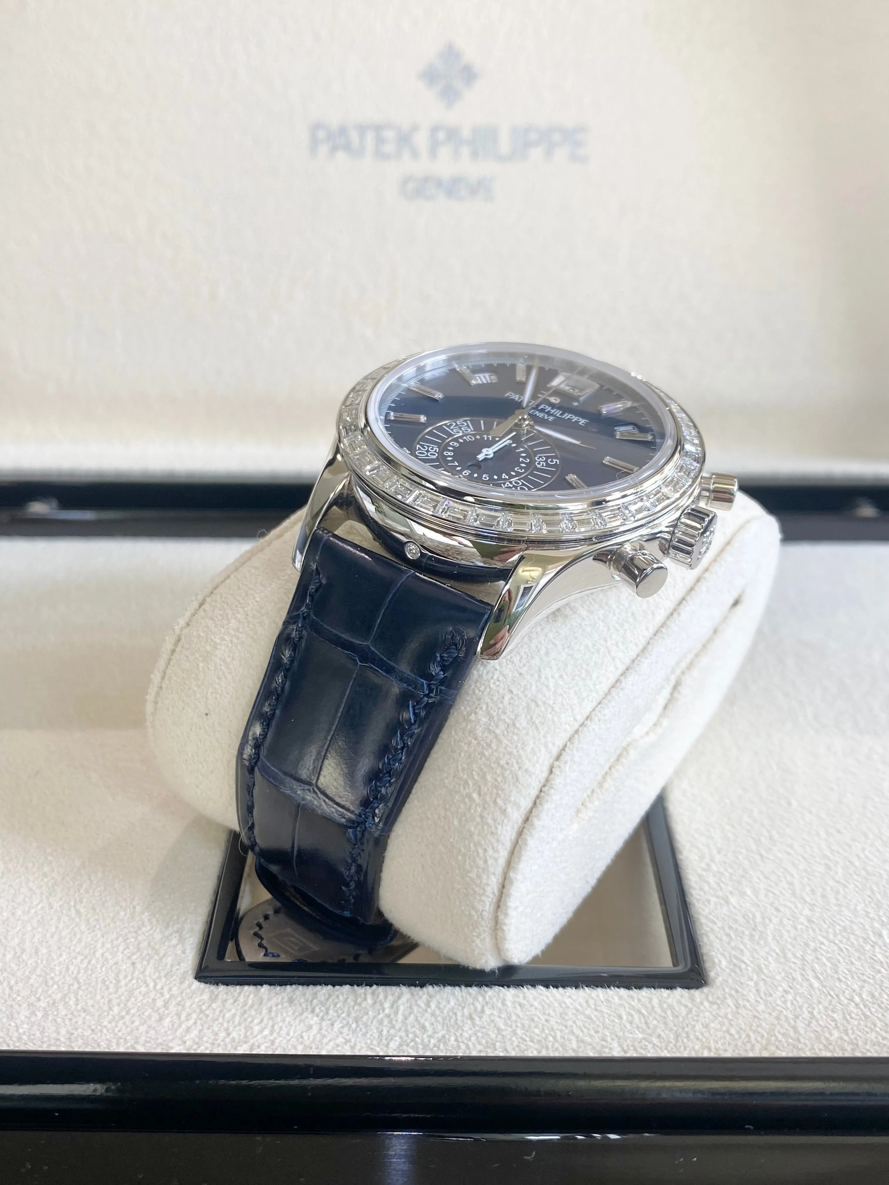 2023 Patek Philippe Complications Chronograph 5961P-001