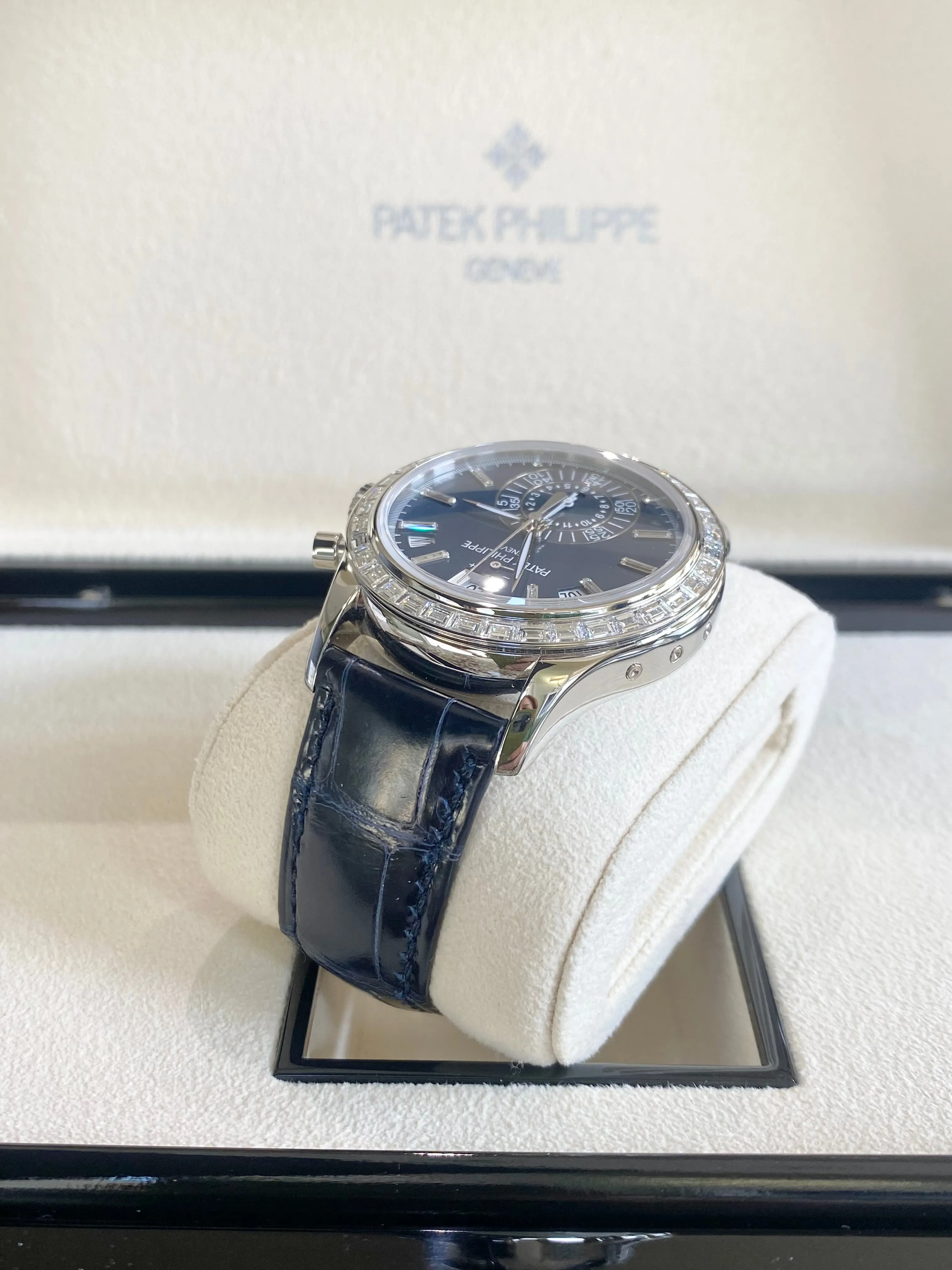 2023 Patek Philippe Complications Chronograph 5961P-001