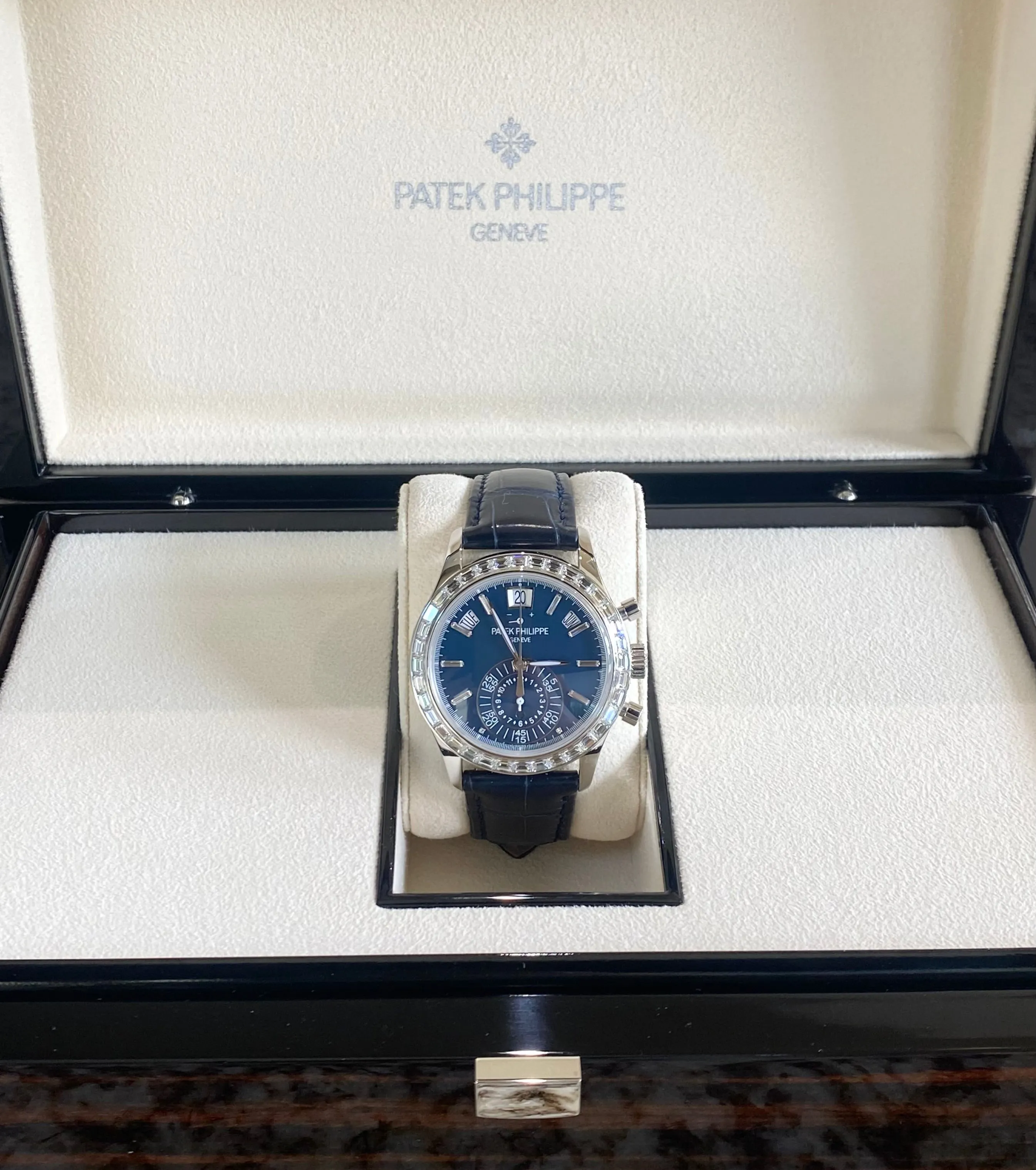 2023 Patek Philippe Complications Chronograph 5961P-001
