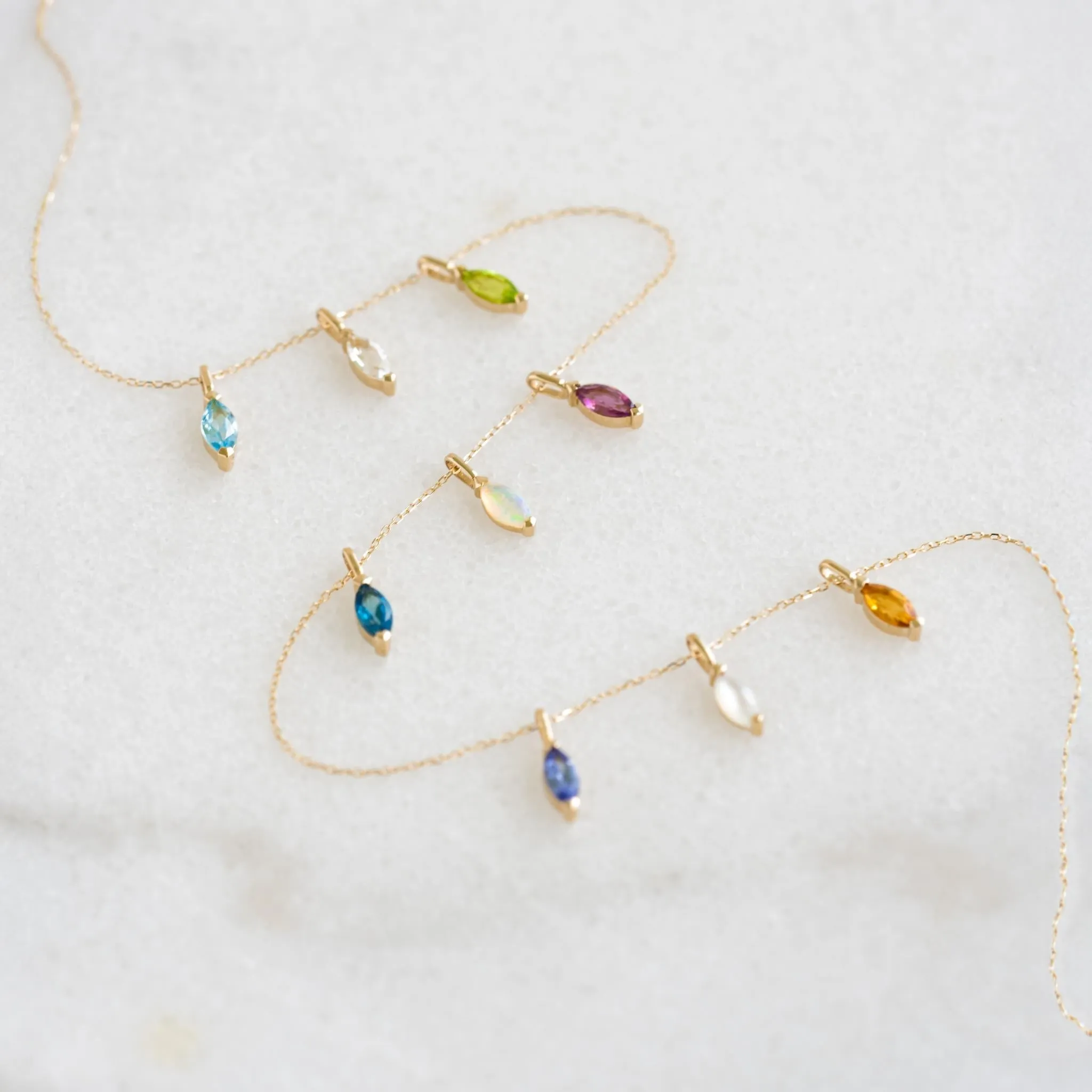 August Birthstone Pendant 14k Gold - Olivine