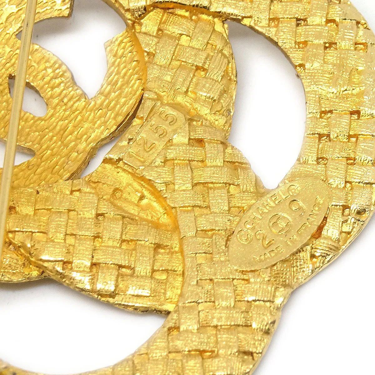 CHANEL 1994 Woven Brooch Pin Gold 52032
