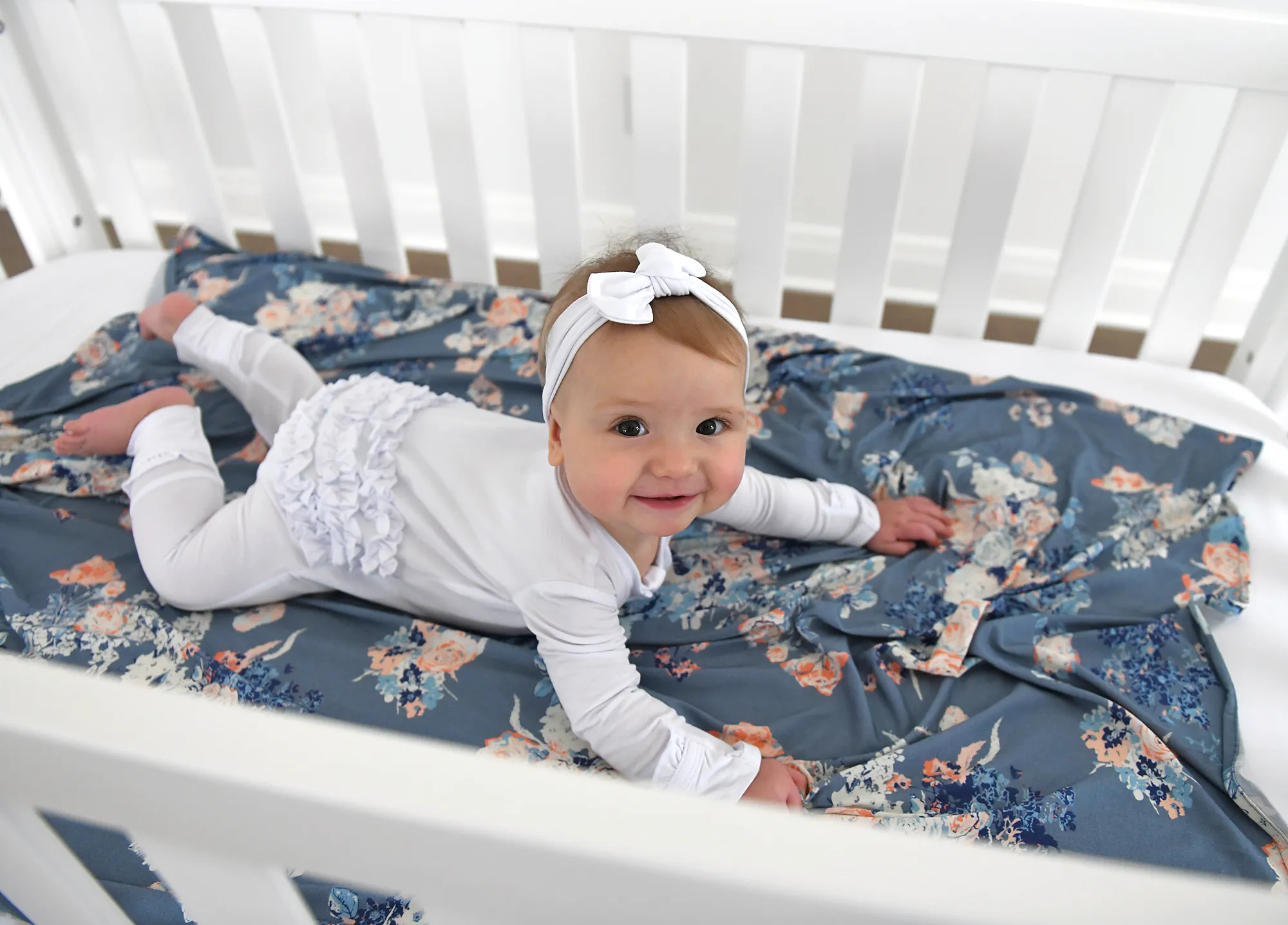 Charlie White Topknot Headband