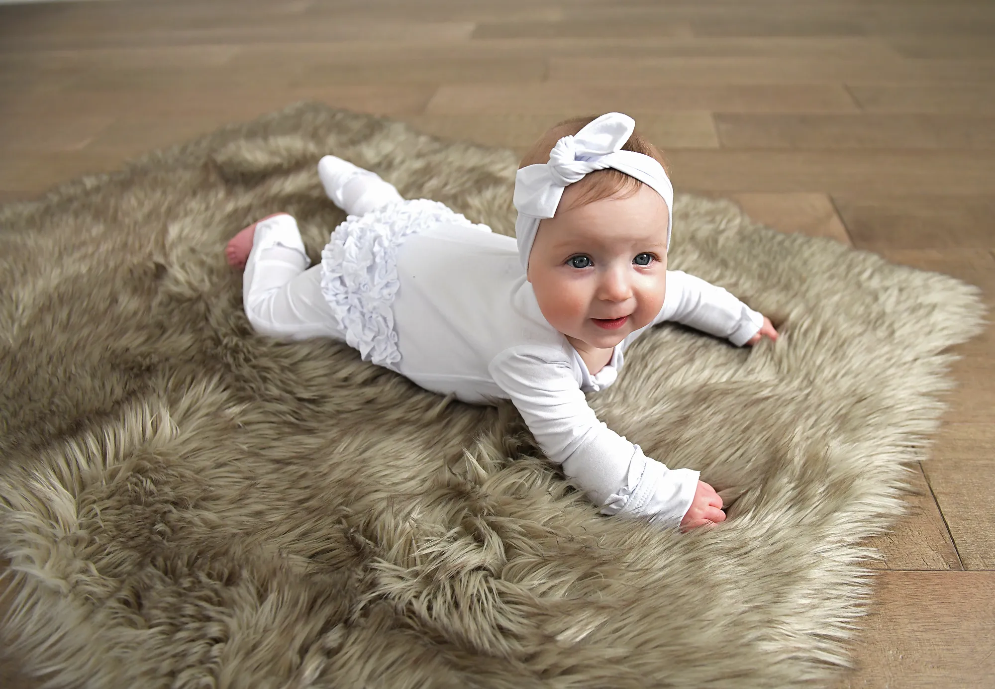 Charlie White Topknot Headband