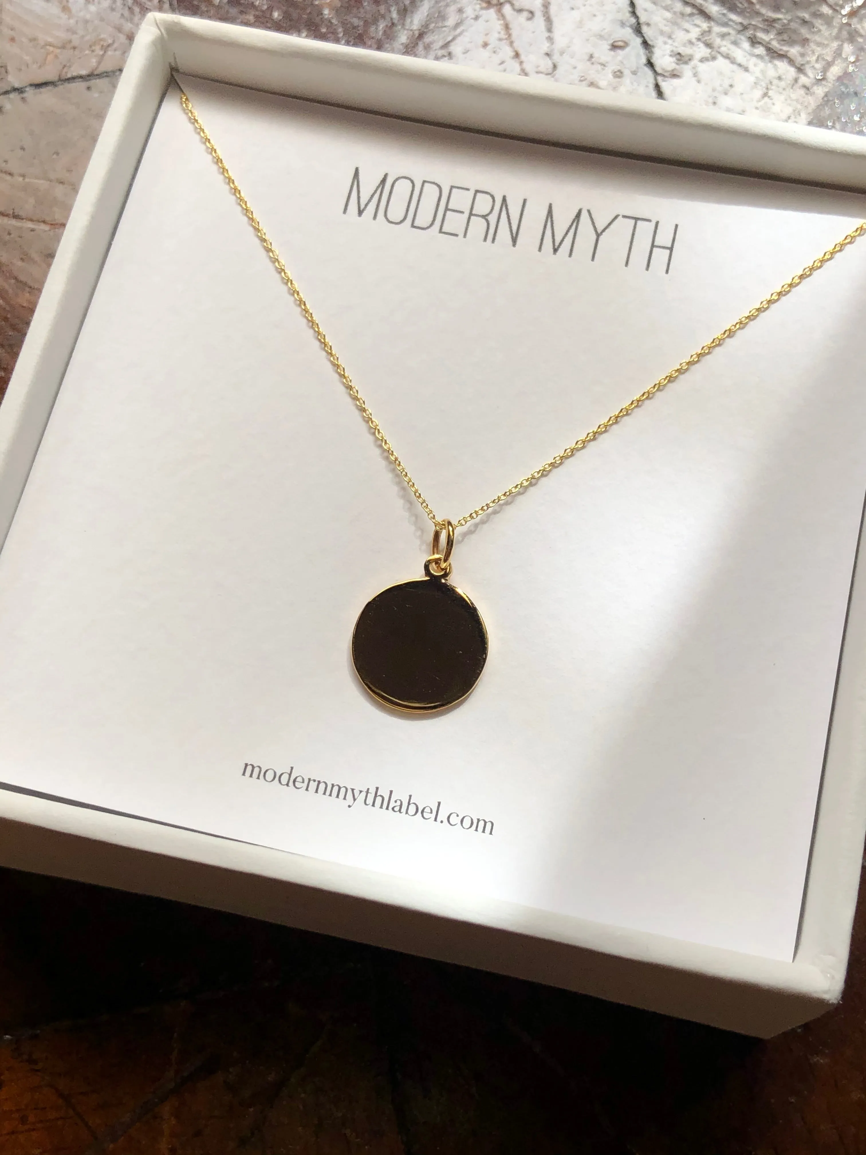 Disc Pendant Necklace, Solid Gold, Free Manual Engraving