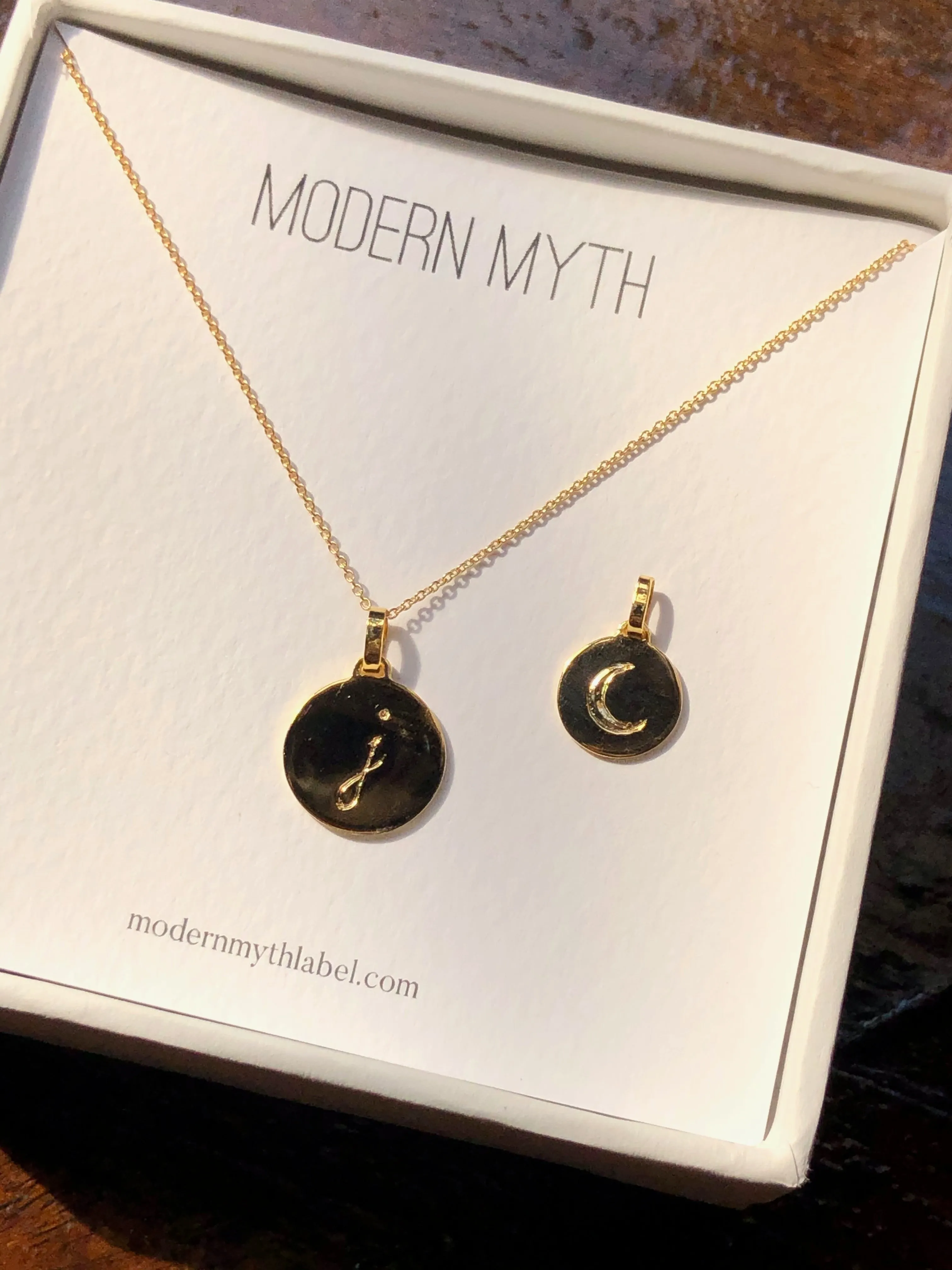 Disc Pendant Necklace, Solid Gold, Free Manual Engraving