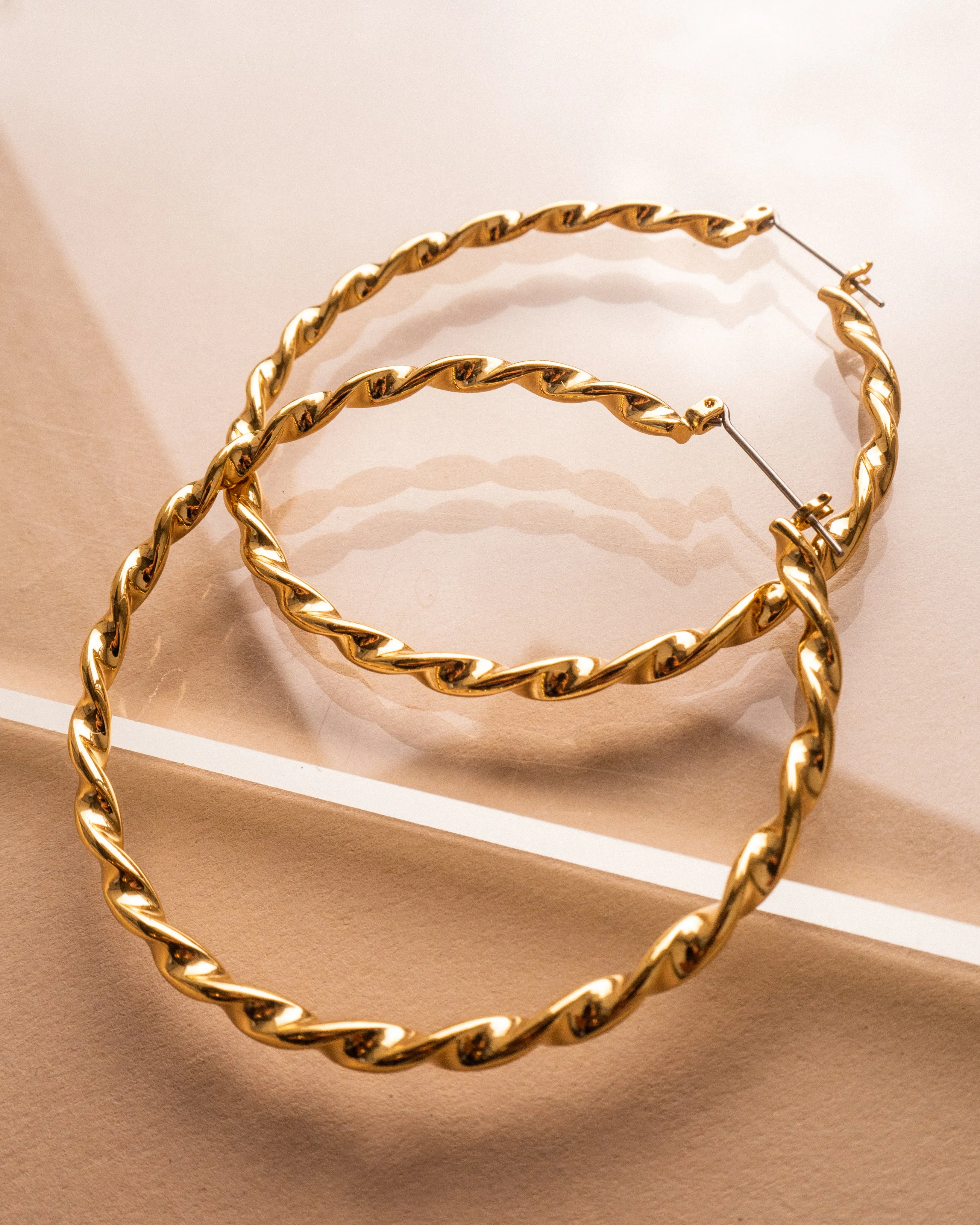 Hanalei Twisted Hoops | Sivan Ayla x Luv Aj