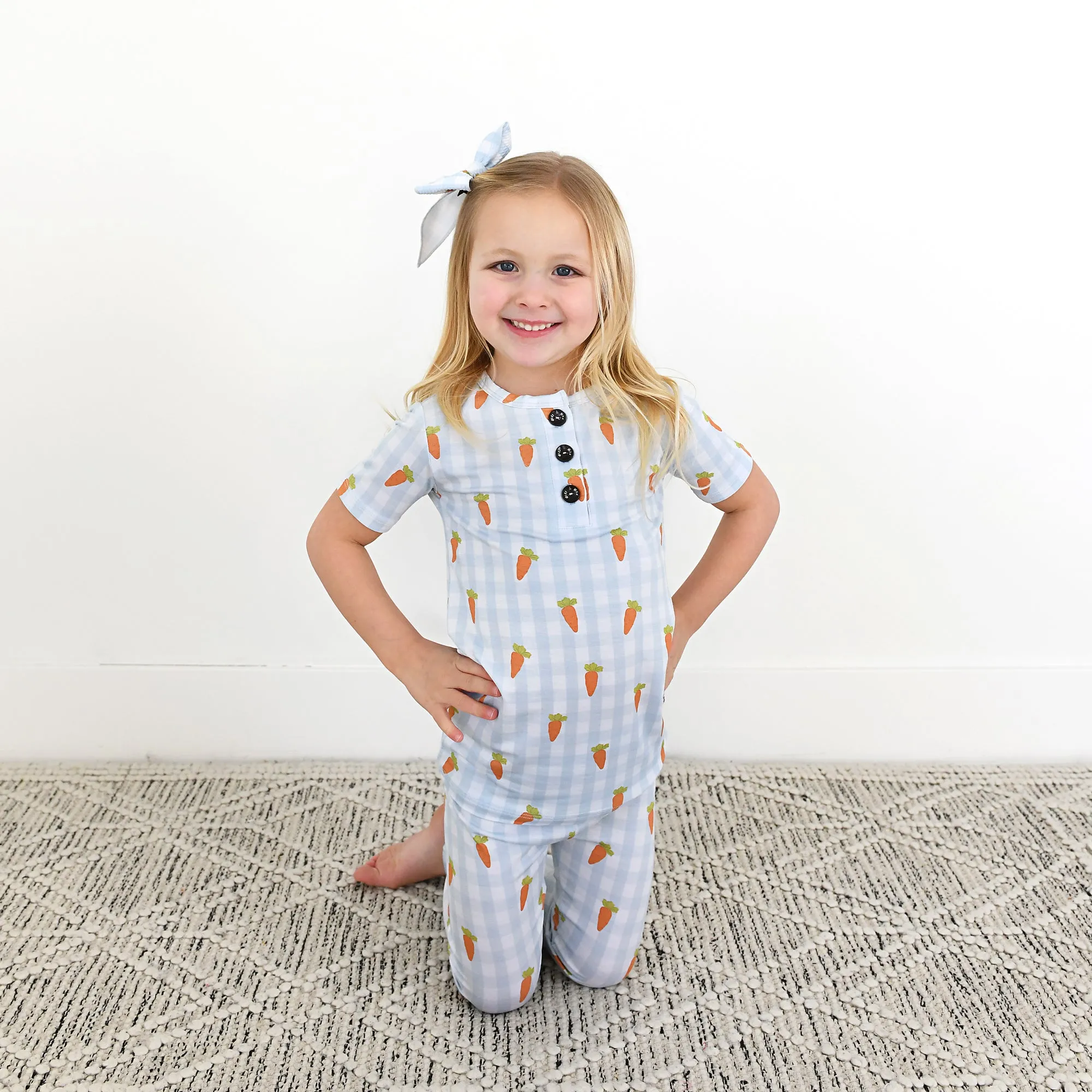 Henry Carrot Gingham CLIP BOW