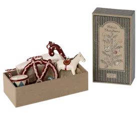 Peter's Ornaments - Metal Ornament Set