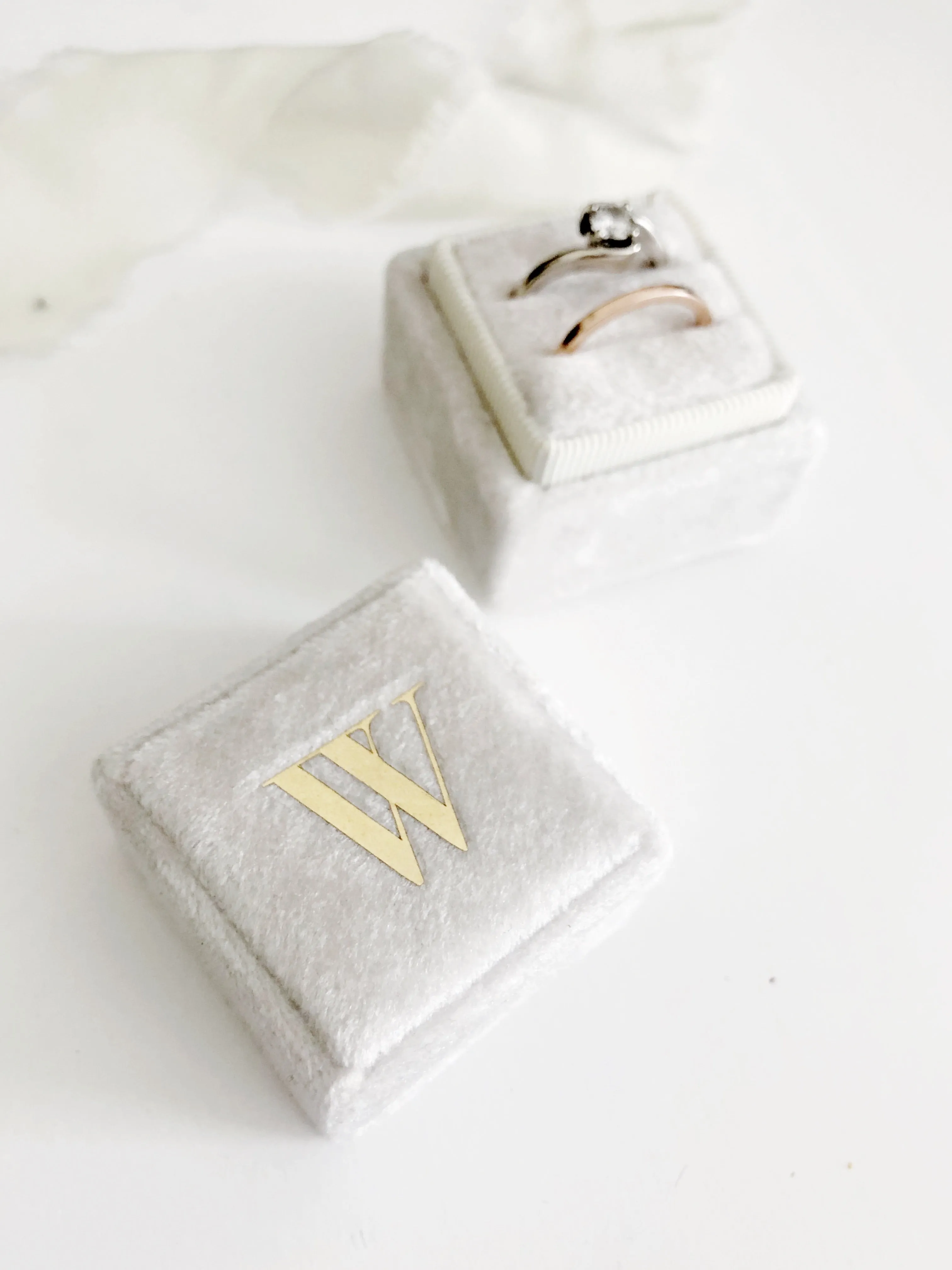 W Ivory Square Ring Box One-Off